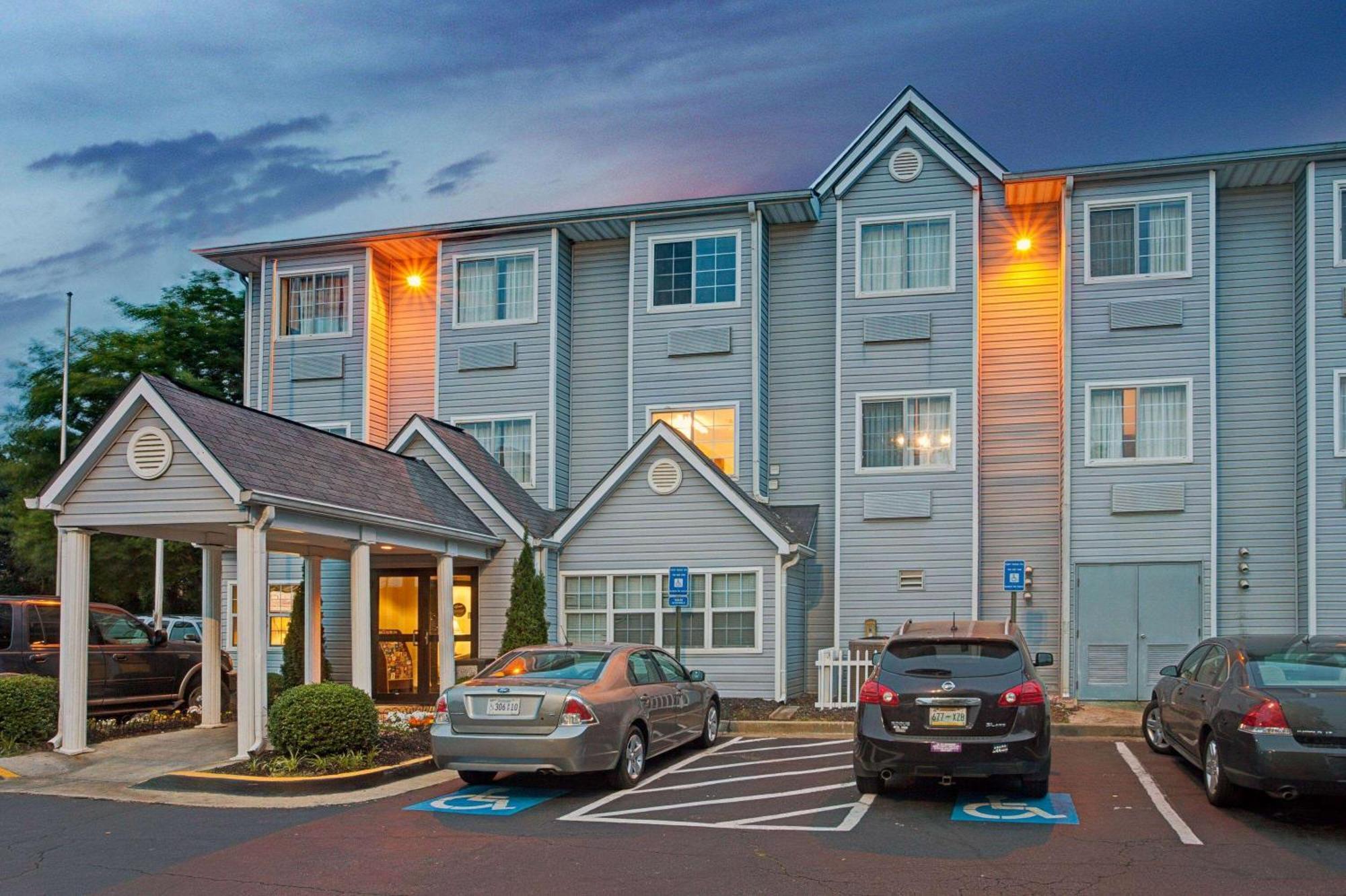 Microtel Inn By Wyndham Atlanta Airport Εξωτερικό φωτογραφία